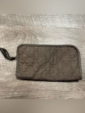 Thirty-One Brown Zipper Wallet